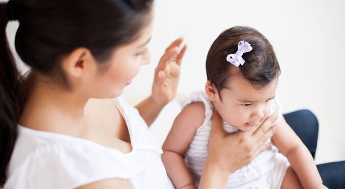 Metodo 2 para sacar el aire de tu bebé
